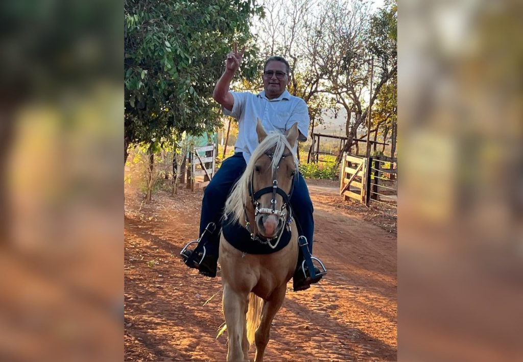Helicóptero que caiu em fazenda era pilotado pelo pai de Henrique e Juliano, diz assessoria